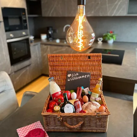 Im Chaletstil Giebeltraum 115 Qm Wellness Fitness Sauna Bergrödelhof Apartment *