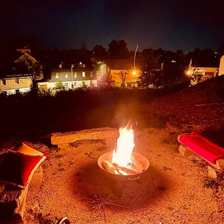 Im Chaletstil Giebeltraum 115 Qm Wellness Fitness Sauna Bergrödelhof * Feilitzsch