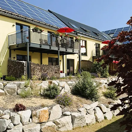 Im Chaletstil Giebeltraum 115 Qm Wellness Fitness Sauna Bergrödelhof * Feilitzsch
