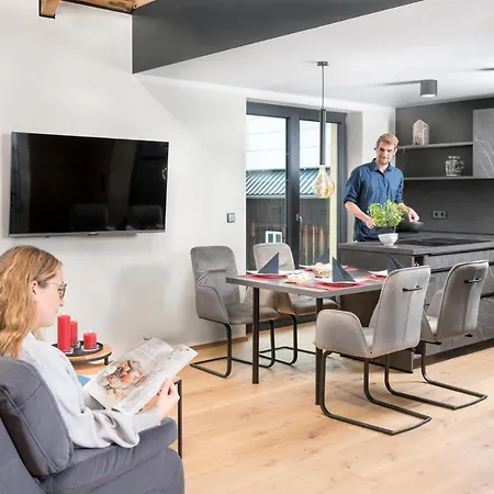 Apartment Chalet-ferienwohnung Giebeltraum, 115 Qm, Wellness/fitness/sauna - Bergroedelhof Feilitzsch