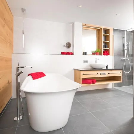 Chalet-ferienwohnung Giebeltraum, 115 Qm, Wellness/fitness/sauna - Bergroedelhof Apartment