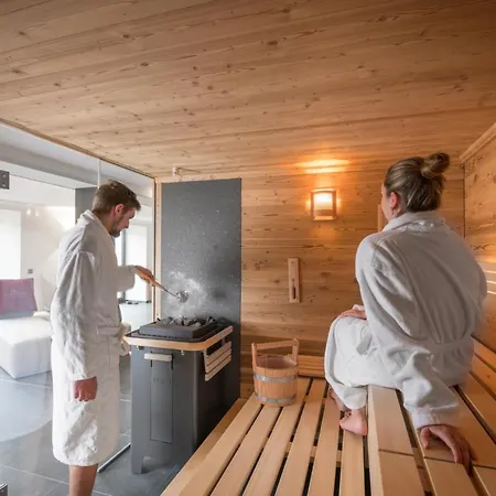 Im Chaletstil Giebeltraum 115 Qm Wellness Fitness Sauna Bergroedelhof *