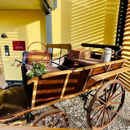 Chalet-ferienwohnung Giebeltraum, 115 Qm, Wellness/fitness/sauna - Bergroedelhof Apartment Feilitzsch